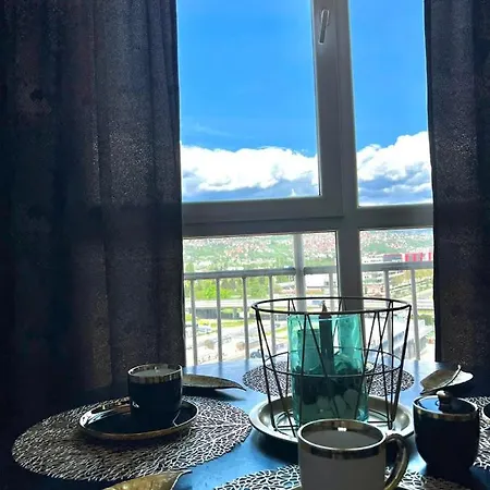 Tibra, Apartment *